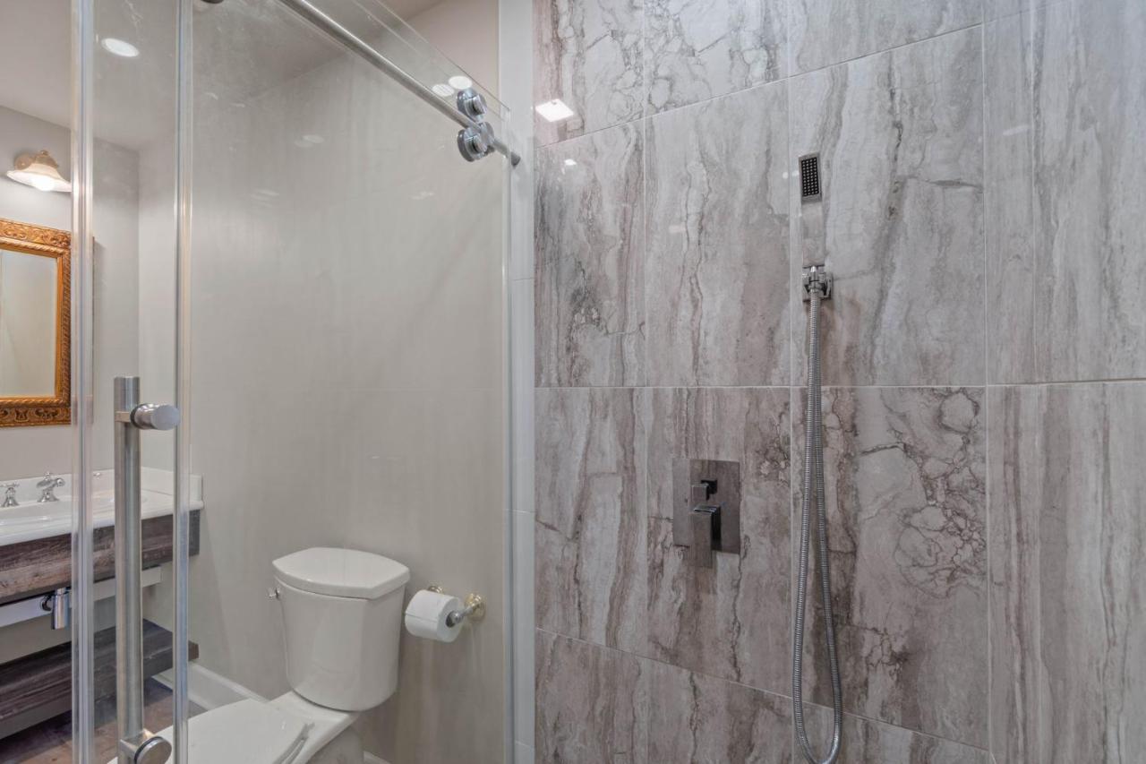 Helena'S Place, Fully Renovated Exclusive End Unit Townhouse Ντέστιν Εξωτερικό φωτογραφία