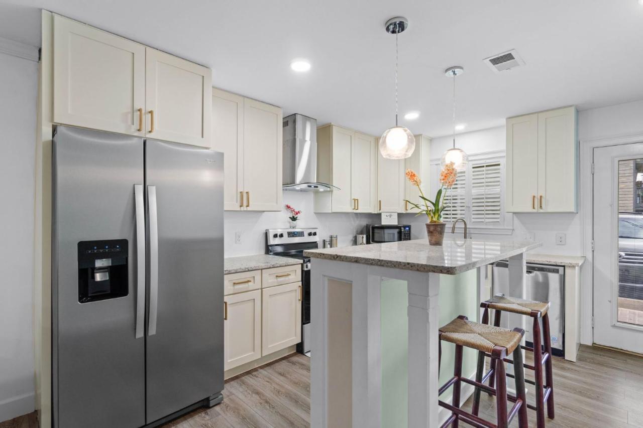 Helena'S Place, Fully Renovated Exclusive End Unit Townhouse Ντέστιν Εξωτερικό φωτογραφία